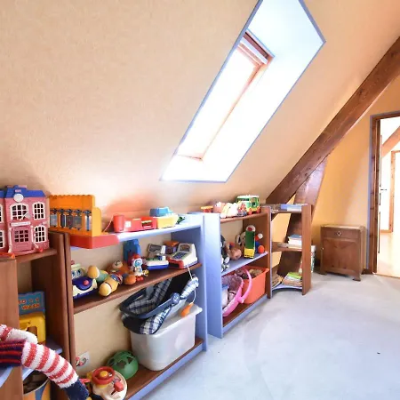 Spacious Vacation With Garden La Chapelle-sur-Dun