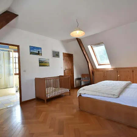 Spacious Vacation With Garden Holiday home