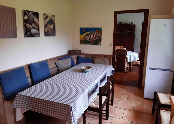 Holiday home In France Near Castle & Hiking Trails