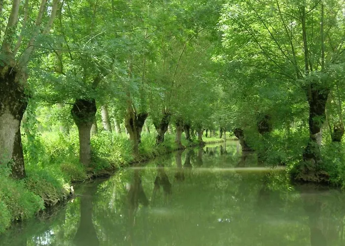 Holiday home In France Near Castle & Hiking Trails *